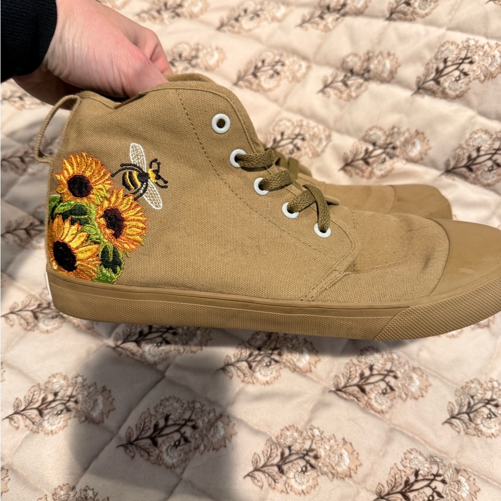 Sunflower Embroidered High-Top Sneakers